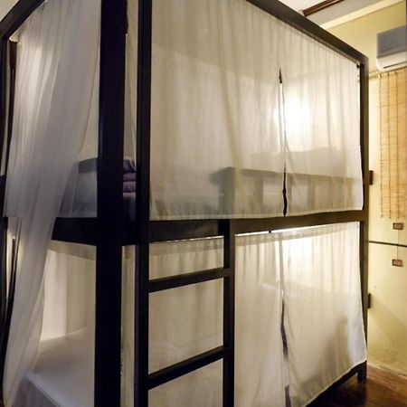 Non Pakse Hostel & Coffee House エクステリア 写真