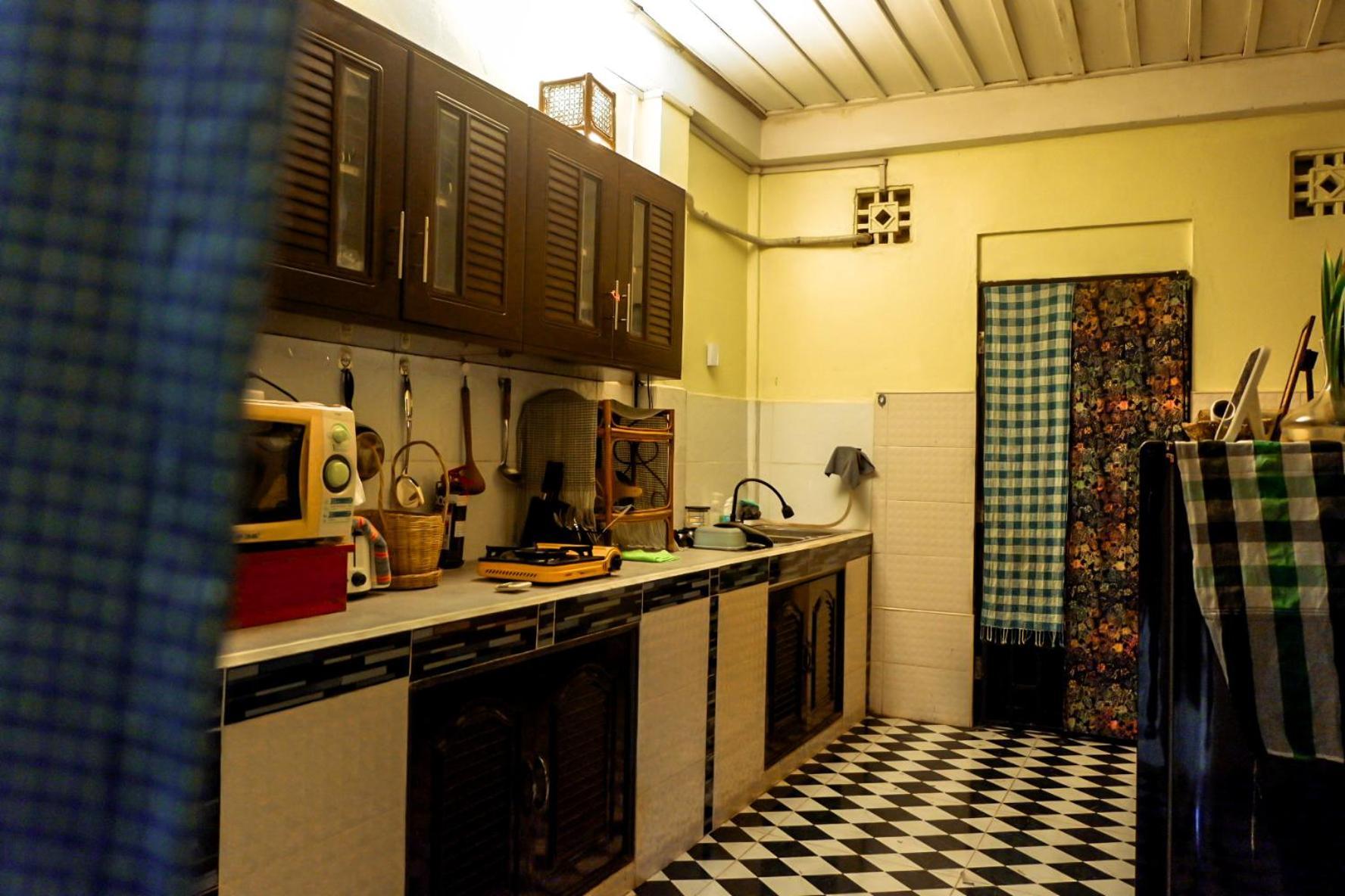 Non Pakse Hostel & Coffee House エクステリア 写真