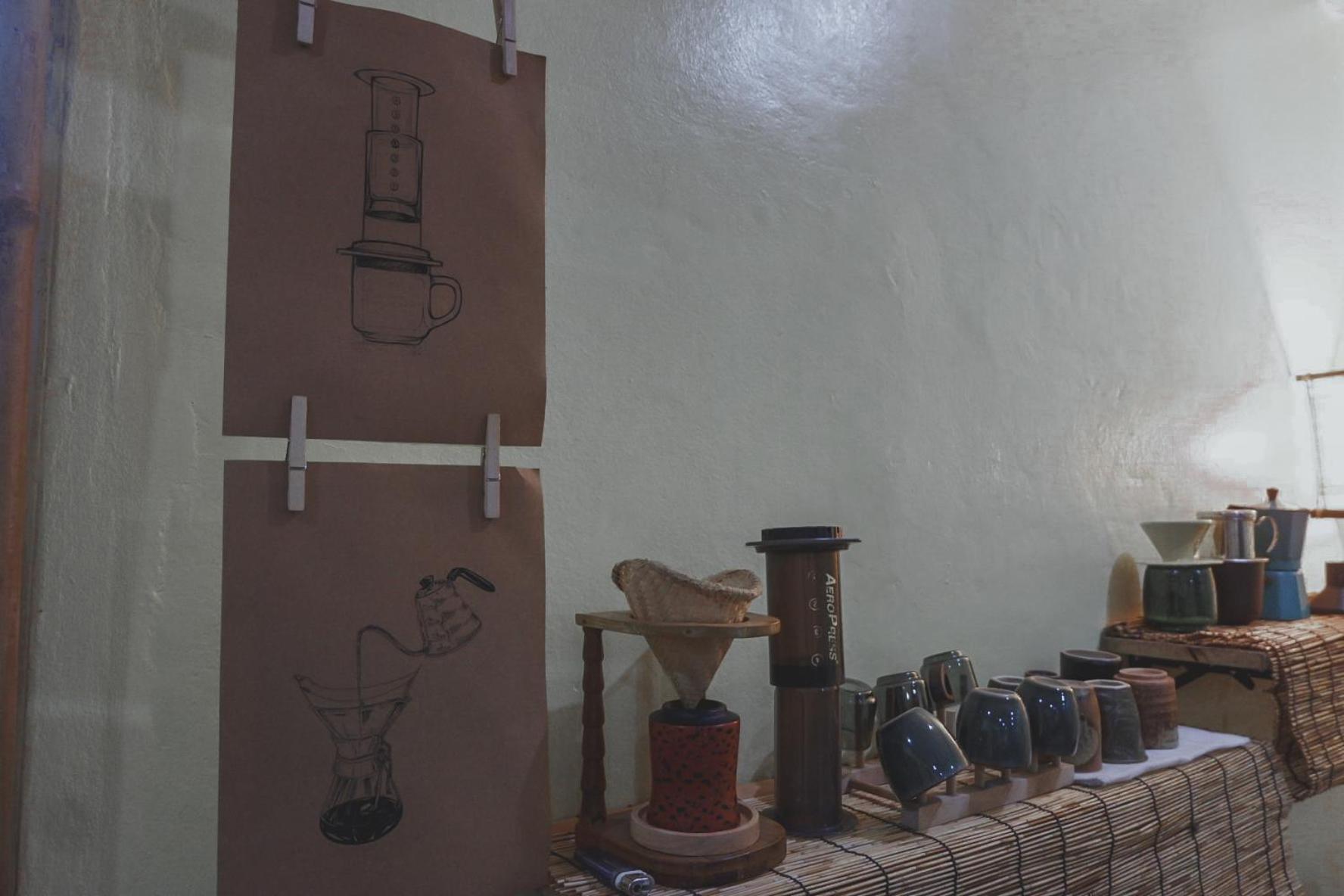 Non Pakse Hostel & Coffee House エクステリア 写真