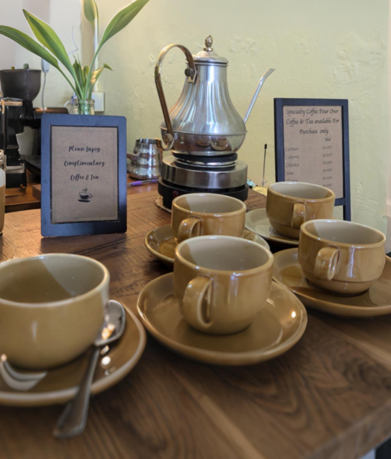 Non Pakse Hostel & Coffee House エクステリア 写真